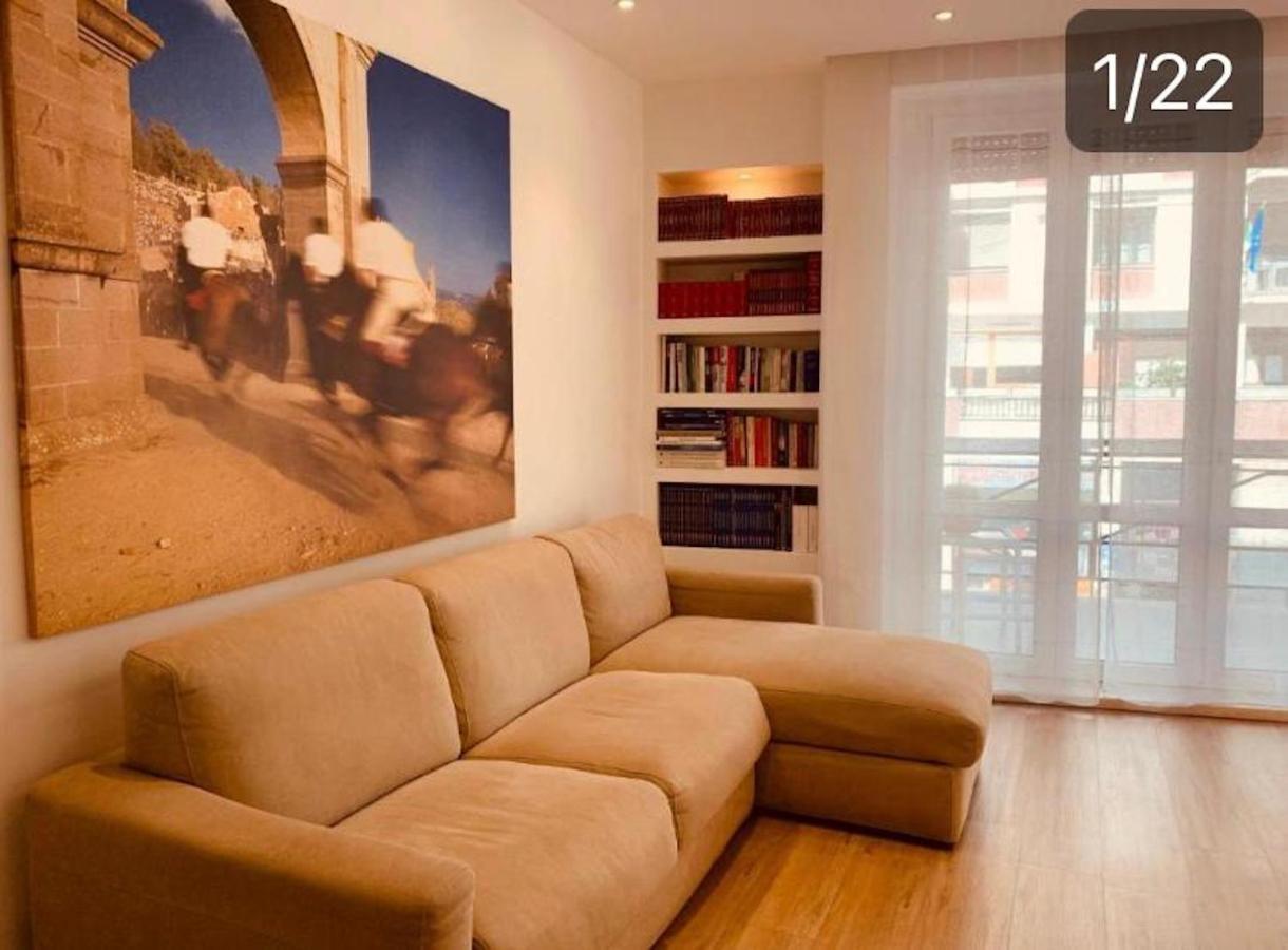 Spacious House In The Heart Of Cagliari With Terrace Villa Exterior foto